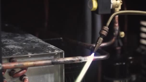 Close Blow Torch Fusing Copper Tube Together Solder Clip Close — Stock Video