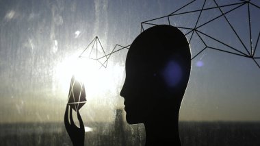 Pencere camında asgari siyah görüntüler var. Sanat ve tasarım konsepti