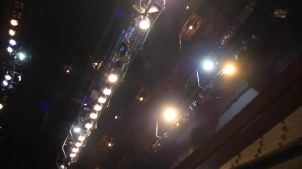 Осветительное Оборудование Закройте Spot Light Кино Телешоу Кино Концерта Студии — стоковое видео