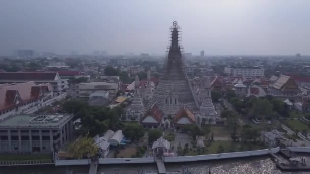 Αεροφωτογραφία Του Ναού Της Αυγής Wat Arun Μπανγκόκ Ταϊλάνδη Αεροφωτογραφία — Αρχείο Βίντεο