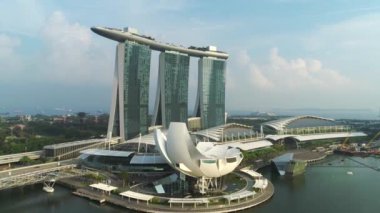 Marina Bay Sands Singapur hava görünümünü. Vurdu. Singapur şehir manzarası ile Marina Bay Sands, havadan görünümü.