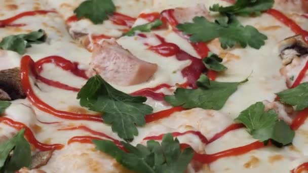 Pizza Arka Plan Yakın Çekim Çerçeve Pizza Döner Üzerinde Yakından — Stok video