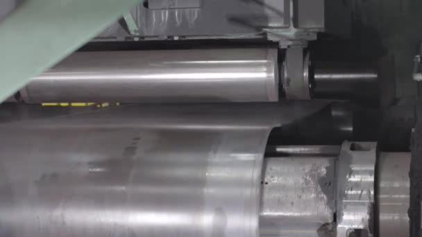 Formmaschine Für Wellblech Herstellung Von Rohren Industriemaschine Hautnah — Stockvideo