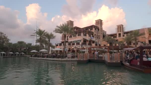 Dubai Uea Januari 2024 Pemandangan Dubai Kanal Dengan Air Pirus — Stok Video