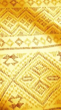 Doğu desenli altın kumaş arka plan. Doğu Hint kumaş arka plan ile altın çiçek desenli,