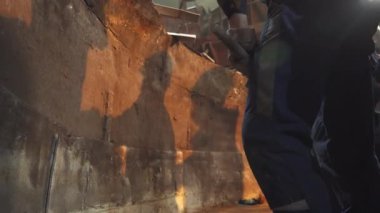 Büyüleyici ve büyüleyici bir endüstri sahnesi. Gölgeler, dokulu bir zemine karşı çok güzel oynuyor. Menkul Kıymetler