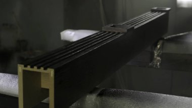 Endüstriyel ışının kaplama sürecinde yakınlaştırılması hassas ve gelişmiş üretim teknikleri sergiliyor. Medya