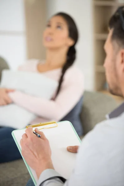 Sad Woman Psychologist Therapy Session Office — Stock Photo, Image