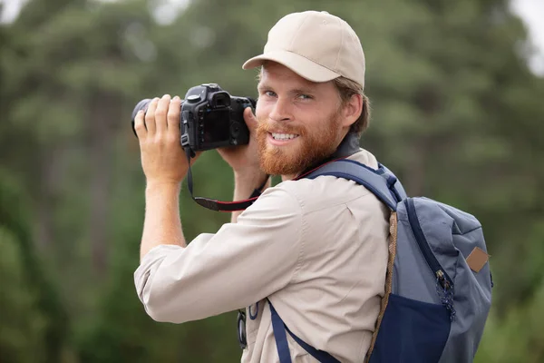 Photographer Taking Photos Nature Standing Forest — Stock Photo, Image