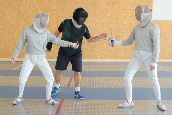 Couple Fencing Practice Referee — Stock Photo, Image