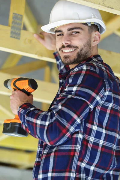 Homme Constructeur Vis Forage Dans Plafond — Photo