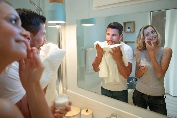 Woman Man Applying Cream Bathroom — Stock Photo, Image