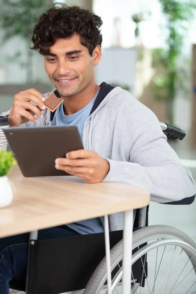 Enthusiastic Disabled Man Having Great Morning — Stock Photo, Image