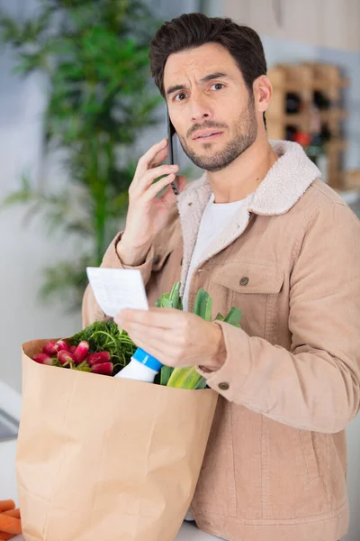 Young Handsome Man Vegetables Kitchen — Stock Photo, Image