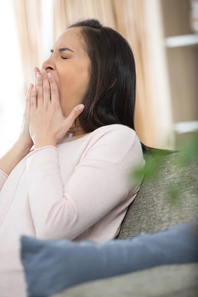 Tired Woman Yawning Woman — Stock Photo, Image