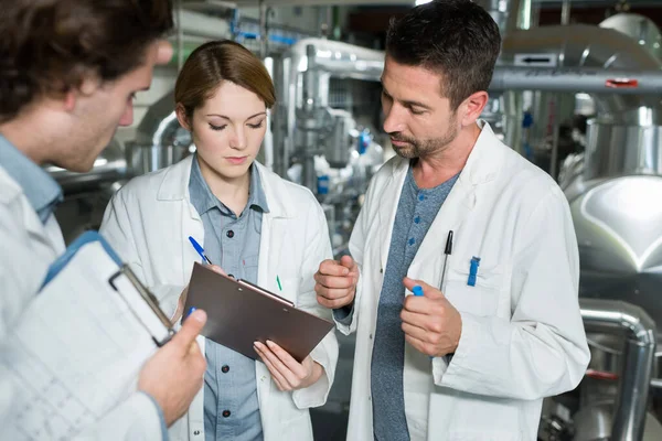Engineers Lab Coats Working Factory — Stock Photo, Image