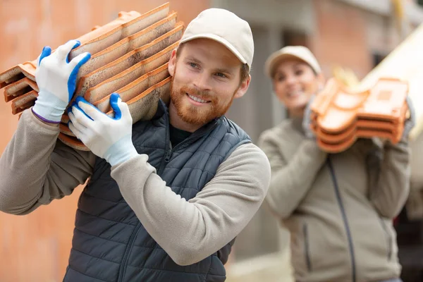 Bricklayer Industrial Workers Carrying Bricks Construction Site — Stock Photo, Image