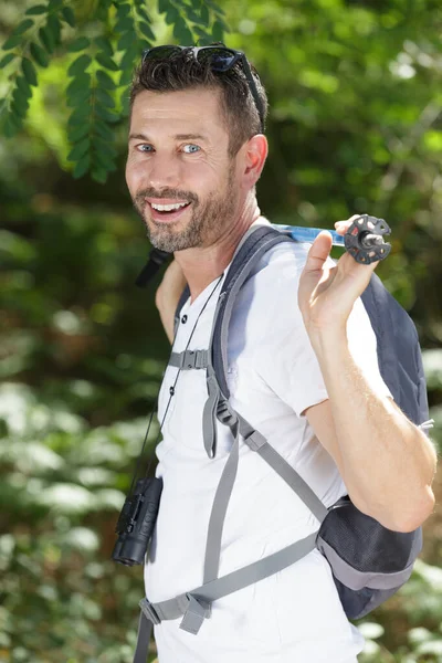 Happy Man While Hiking Mountains — Stock Photo, Image