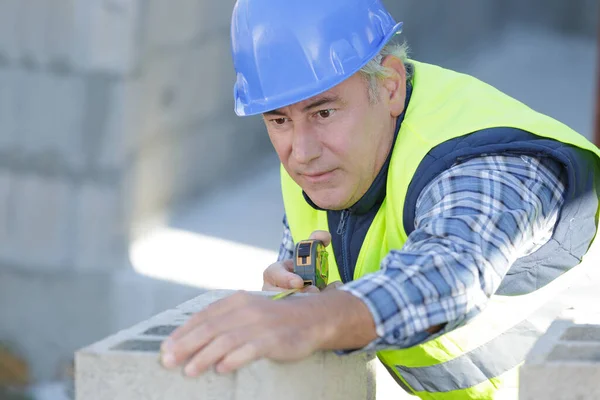 Man Working Cement Blocks — Stok fotoğraf