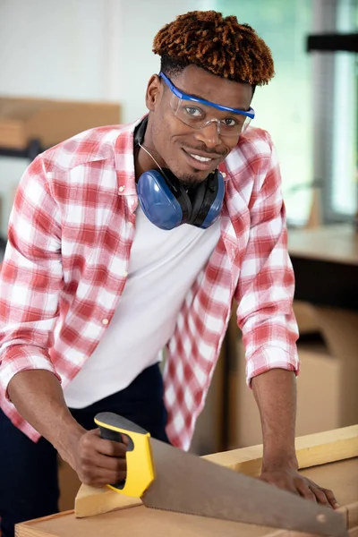 Young Black Carpenter Work Smiling — Stock Photo, Image