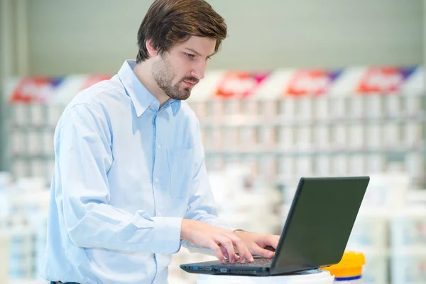 Industrial Supply Retailer Shop Manager Work — Stock Photo, Image