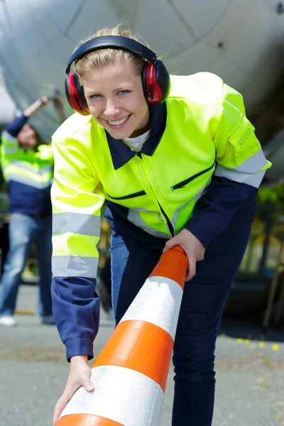 Female Airport Ground Worker Smiling — Stockfoto