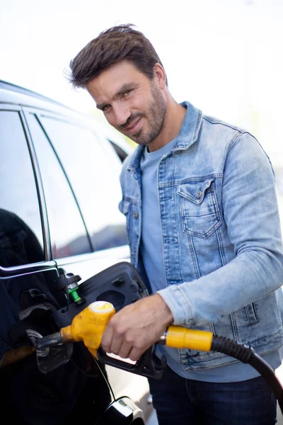 Man Pumping Gasoline Fuel Car Gas Station — Stock Photo, Image