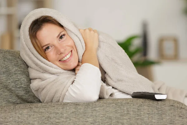 Woman Sofa Wrapped Blanket Watching Television — Stock Photo, Image