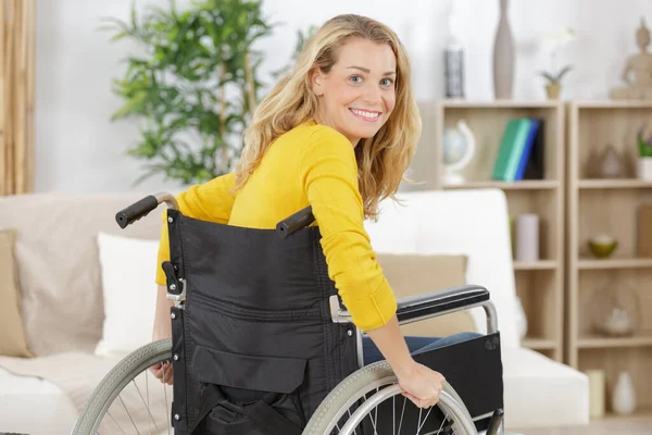 Happy Woman Sitting Wheelchair — Zdjęcie stockowe