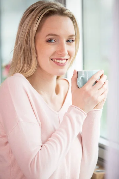 Woman Drinking Coffee Window — Stock Photo, Image