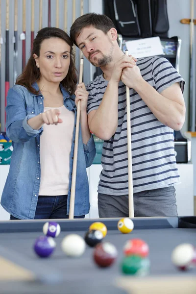 Couple Playing Snooker Together Bar — Stock Photo, Image