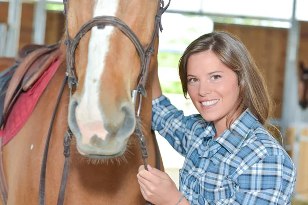 Retrato Senhora Com Cavalo — Fotografia de Stock