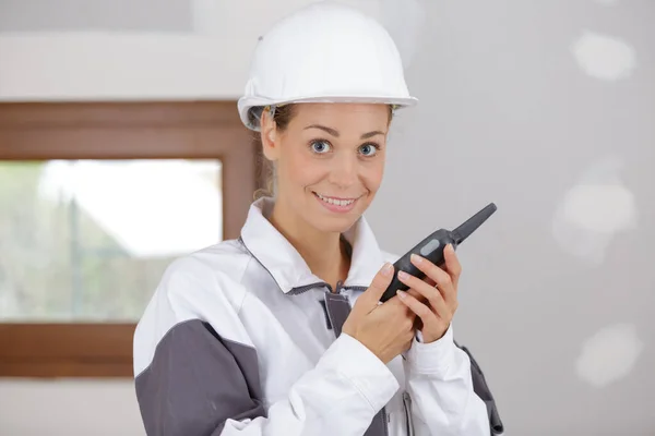 Woman Builder Protective Clothes Construction Site Walkie Talkie — Stock Photo, Image