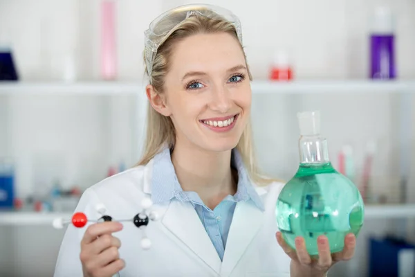 Médico Adulto Que Trabaja Microbiología Química Laboratorio Médico —  Fotos de Stock