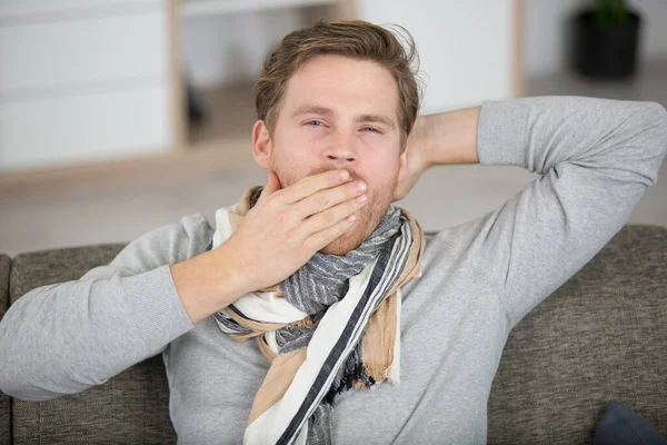 Yawning Beared Guy Couch — Stock Photo, Image