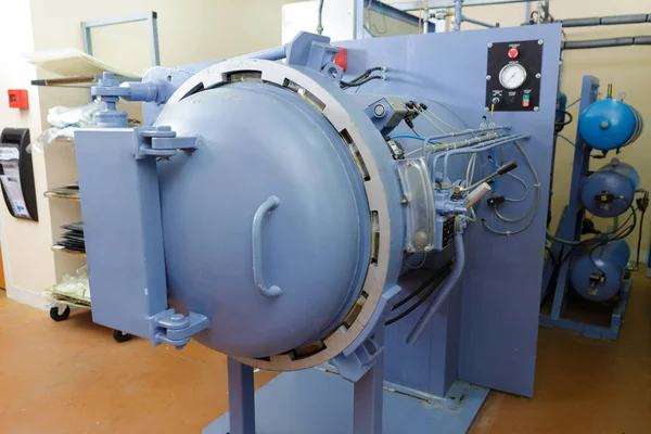 Close Pressurised Industrial Cylindrical Turbine — Stock Photo, Image