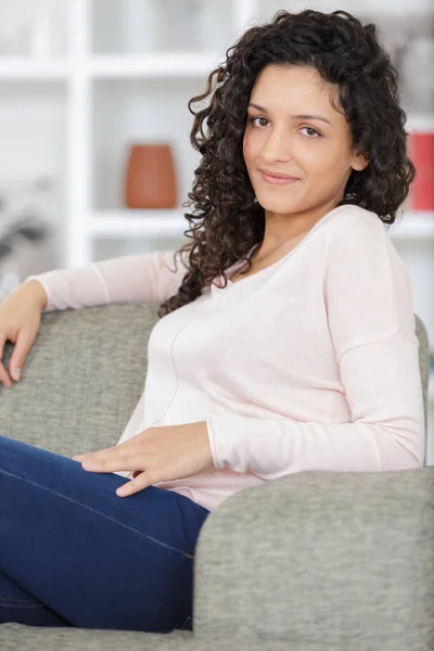 Attractive Woman Spending Relaxing Day Home — Stock Photo, Image