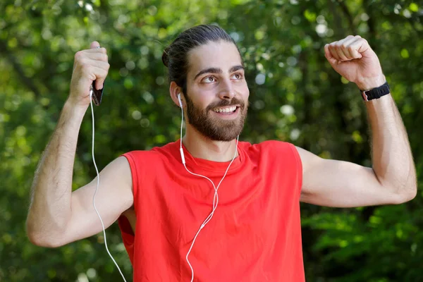 Hombre Feliz Correr Bosque —  Fotos de Stock