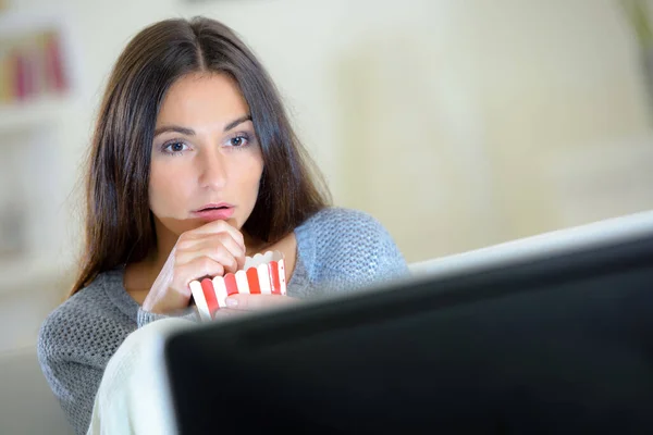Young Woman Watching — Stock Photo, Image