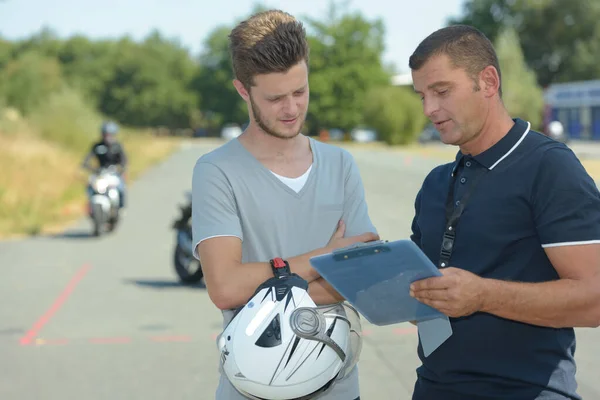 Young Man Talking Instructor Motorcycle Training Course — Stock Photo, Image