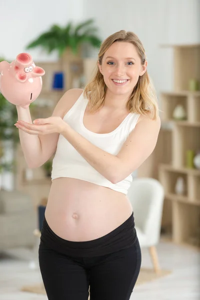 Joven Embarazada Concepto Planificación Presupuestaria — Foto de Stock
