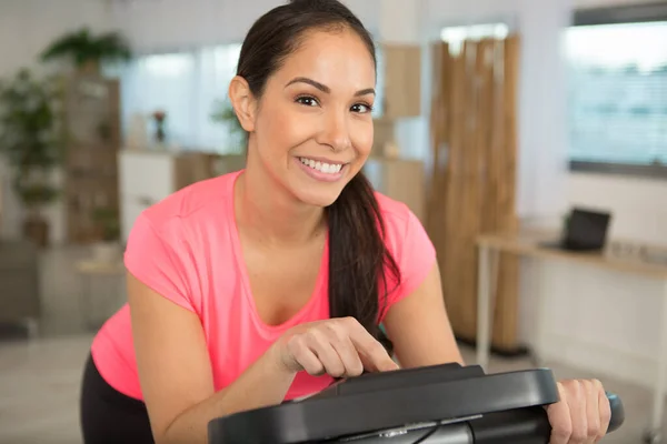 Slim Beautiful Sporty Happy Woman Walking Treadmill — Stock Photo, Image