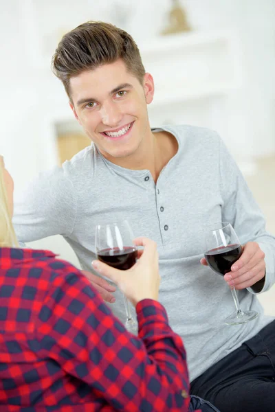 Couple Drinking Wine — Stock Photo, Image