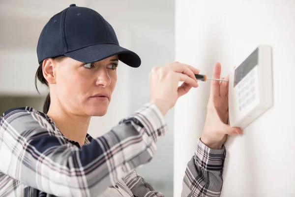 Woman Working Thermostat — Stock Photo, Image