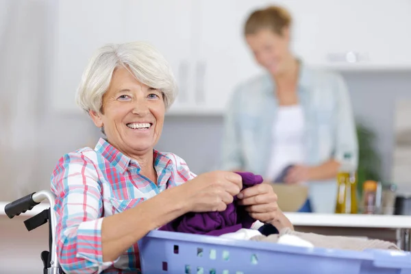 Disabled Young Beautiful Woman Doing Her Laundry Home — Stock Photo, Image