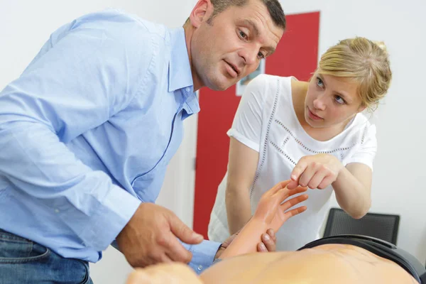 Man Woman Cpr First Aid Training Course — Stock Photo, Image