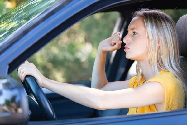 Aggressive Woman Driving Car Shouting Someone — Stock Photo, Image