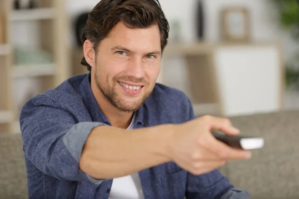 Close View Man Holding Remote Control — Stock Photo, Image