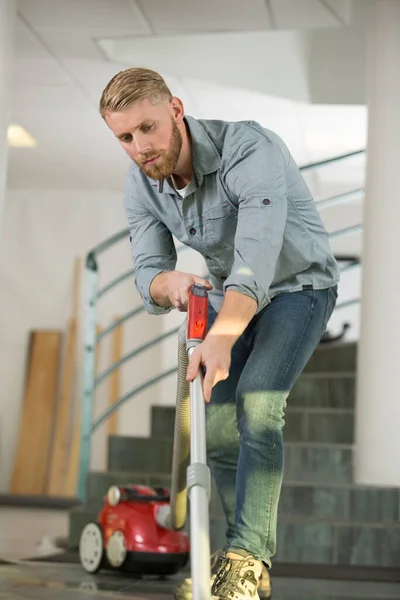 Man Working Vacuum Cleaner — Stock Photo, Image
