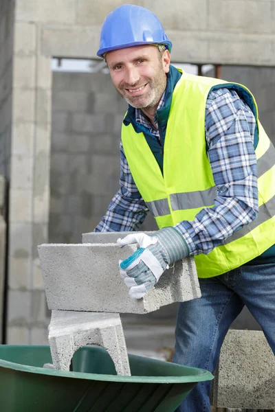Portrait Builder Working Concrete Blocks — Stock Photo, Image